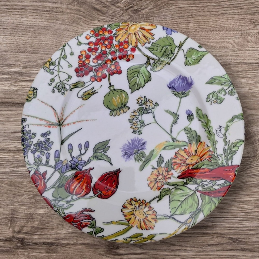 Elegant Floral Dinnerware Plate